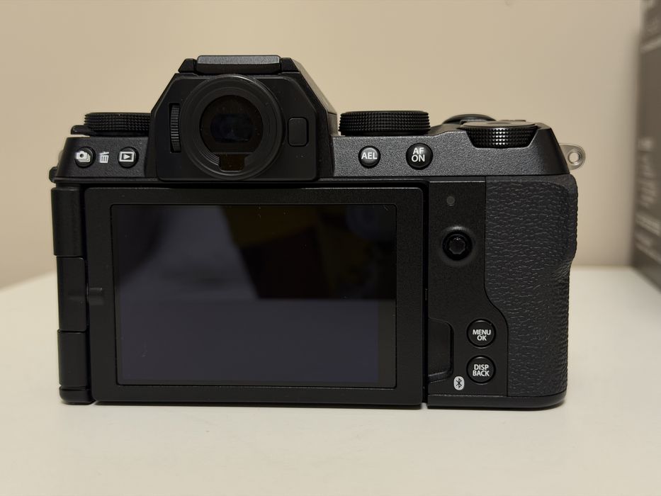 Продам Fujifilm X-S20