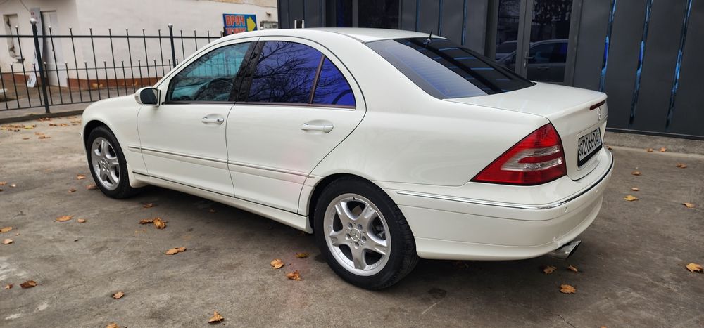 Mersedes benz W 203