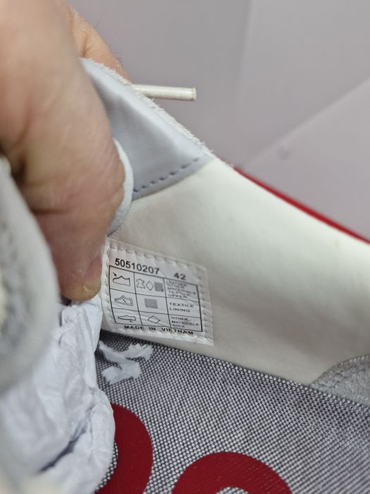 Hugo Kilian Tenn nr. 41,42 lucrați 1/2 nr mai mare