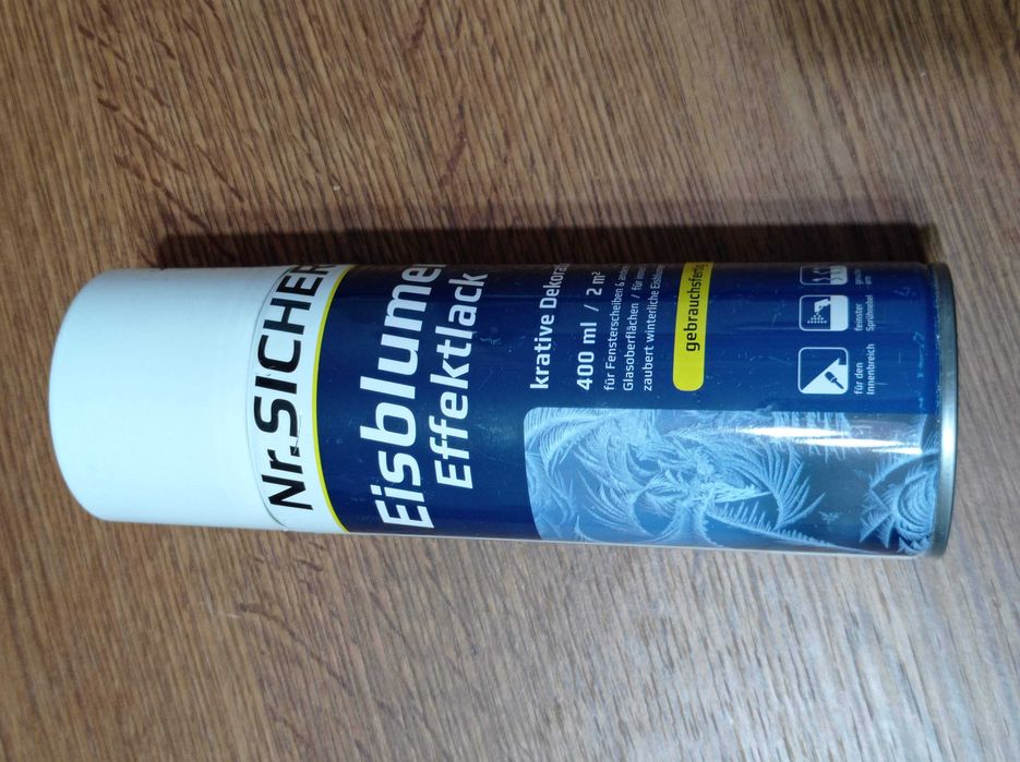 Spray cu lac transparent