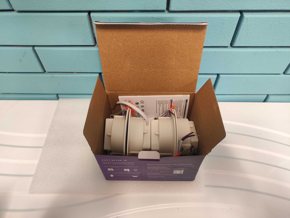 LED RGB смарт вградени спотове димируеми с APP – 4 броя