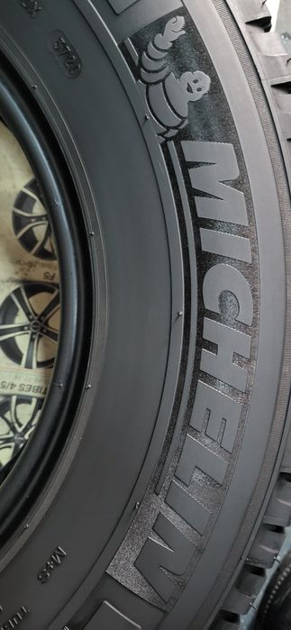 4 anvelope 225 75 16C Michelin Agilis M+S 2020 6mm