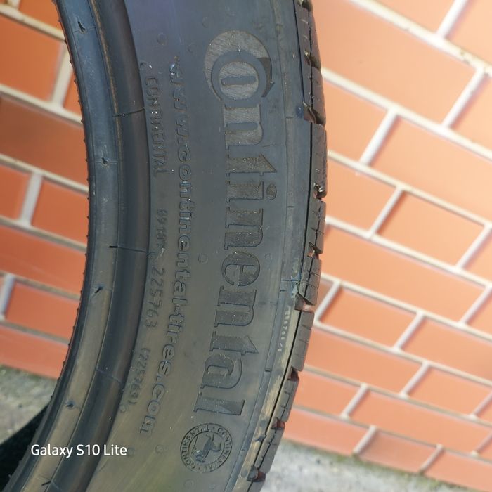 Шины для машин 235/45 R
