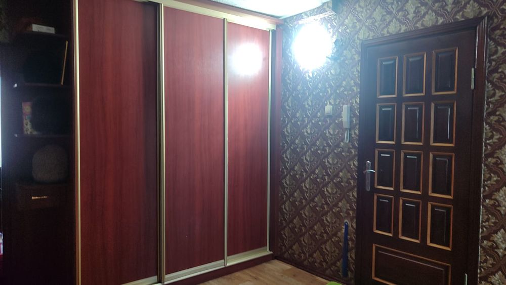 Продается 4 х комнатная квартира