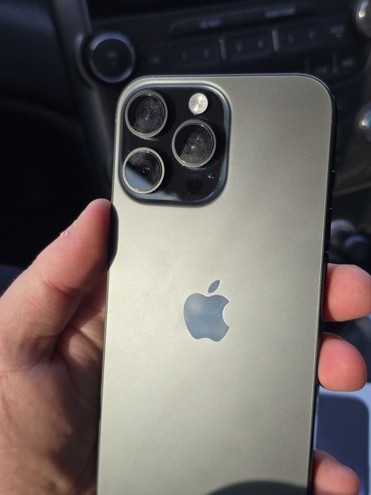 IPhone 16 pro max semkartalik.