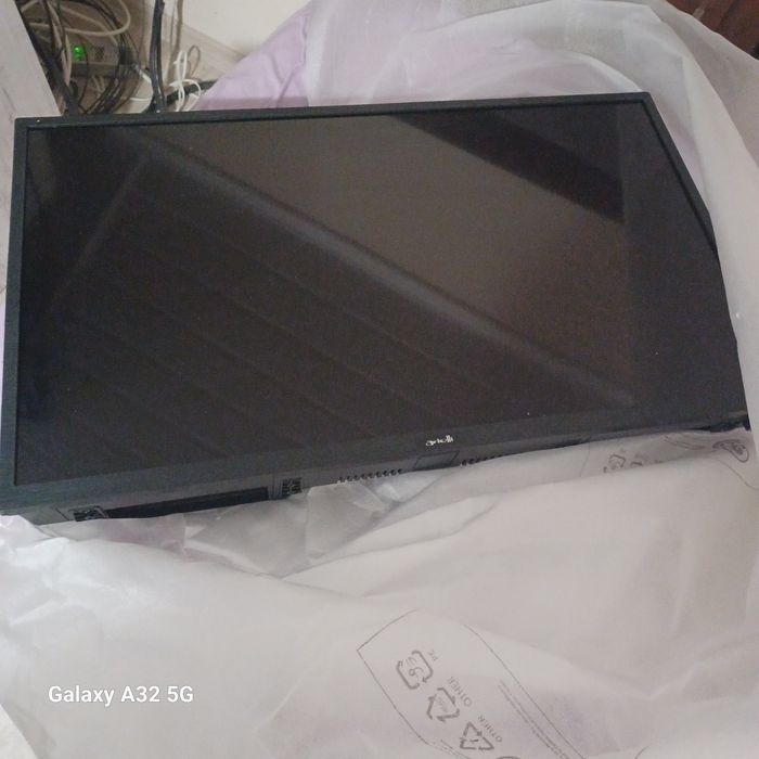 Продавам Led  телевизор Ариели 32 инча