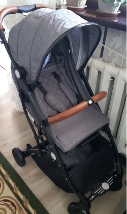 Коляска чемодан серый