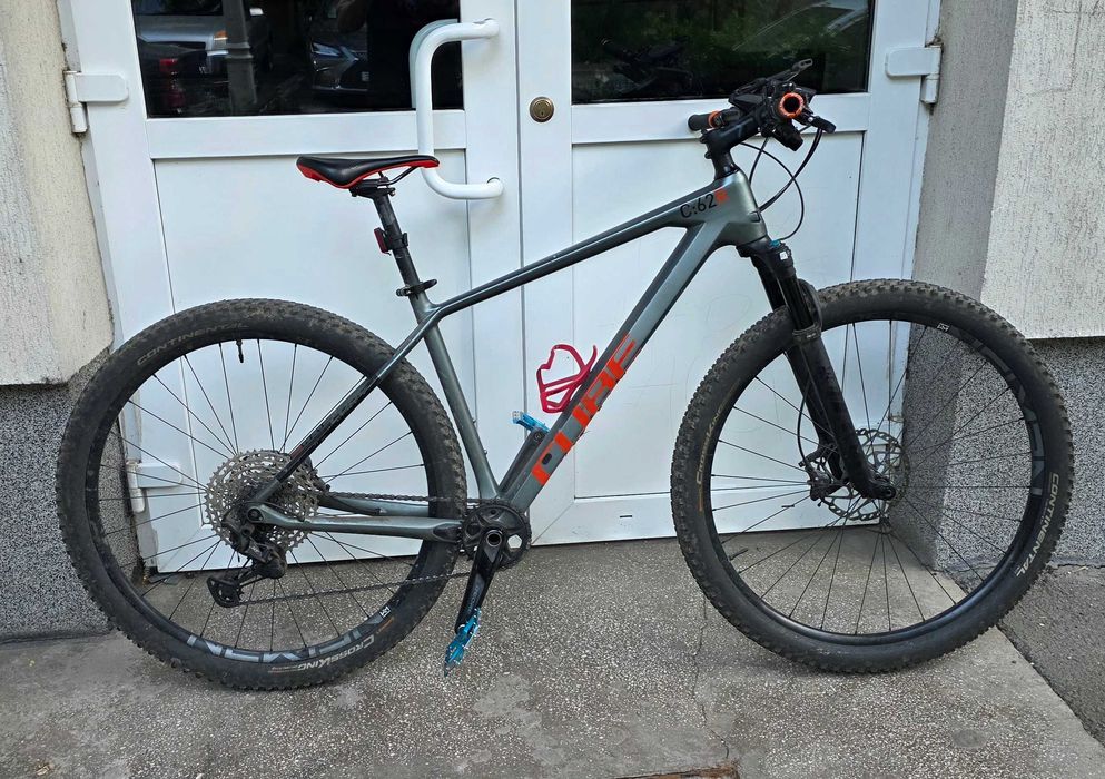 Cube Reaction C:62 Race 2020 carbon L 29" - stare foarte bună, tubeless