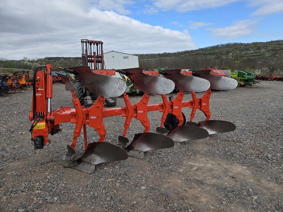 Plug Reversibil Kuhn Master 102- 4 brazde