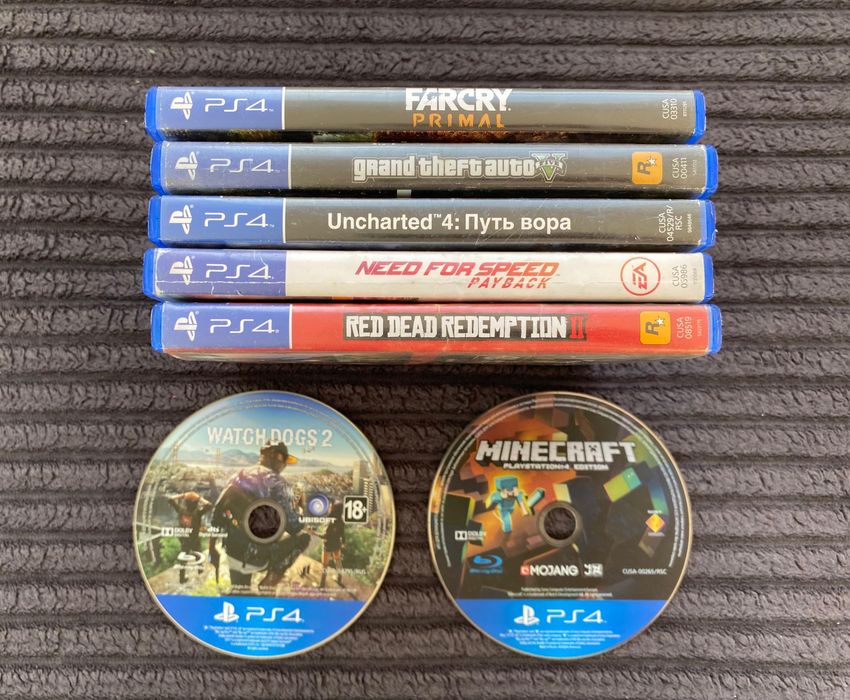 Playstation 4 slim торг есть