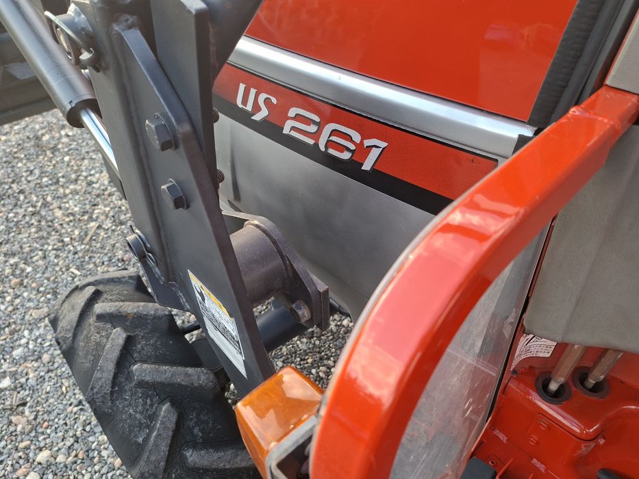 Tractor japonez kubota yanmar US27cp 4x4 Model 2009