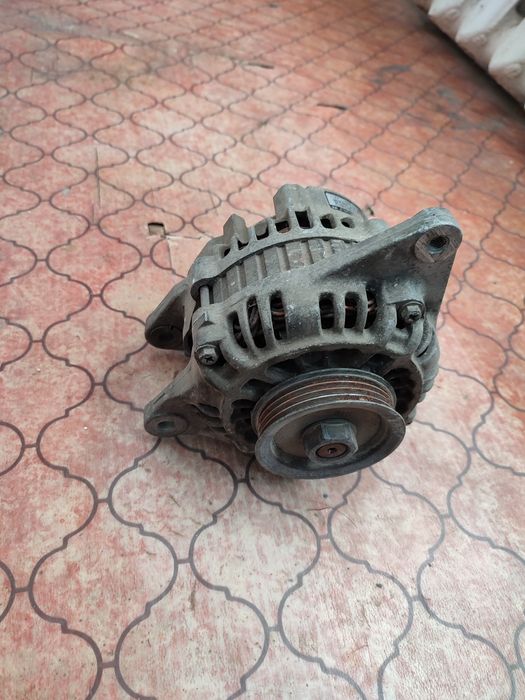 Генератор Mitsubishi Galant