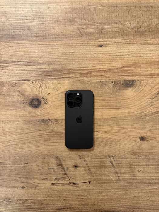 IPhone 15 Pro ! Black Titanium.