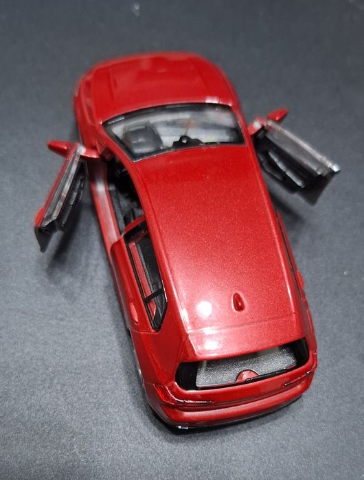 VÎND machetă VOLKSWAGEN GOLF 8 GTI din metal de colecție