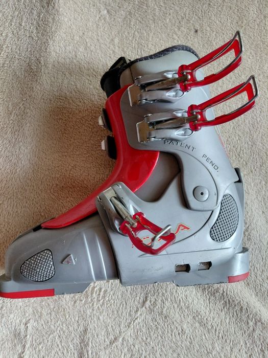 Clăpari + pantaloni ski/snowboard