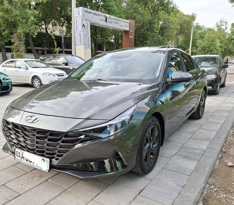 Продаю срочно сваю Хундай Элантра фул. Тоза. Чистая.