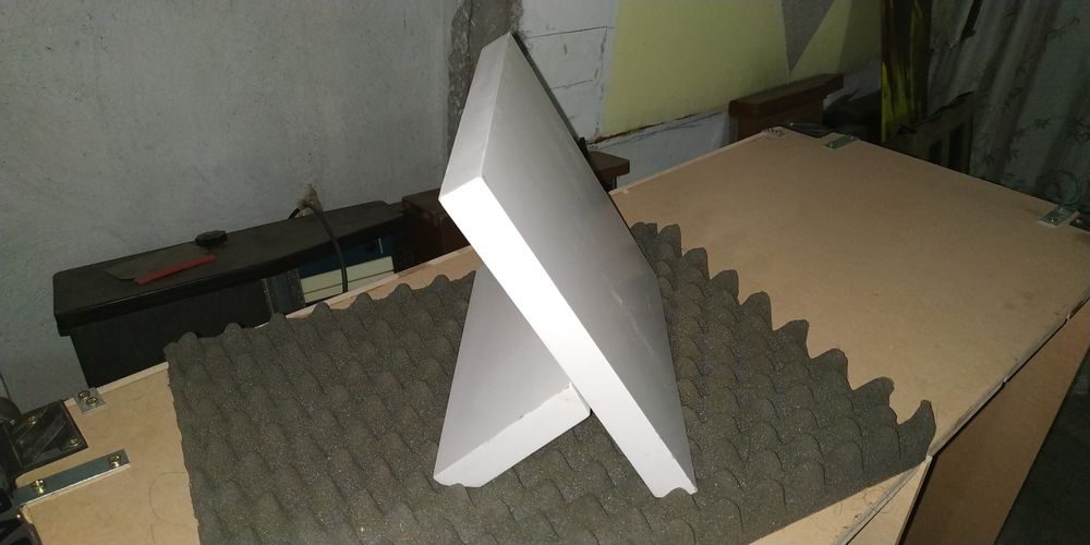 Дървени стойки за ножове