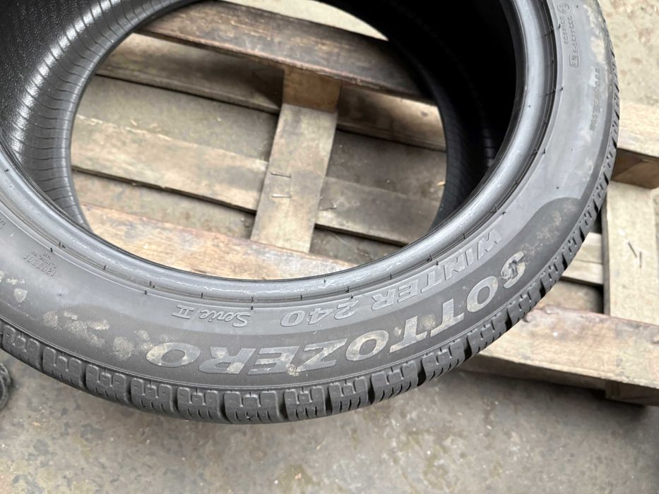 Anvelopa Iarna 245/45 r19 M+S - Pirelli Sotto Zero Winter 240 Serie 2