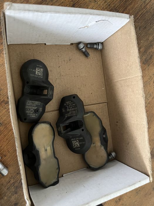 Vand senzori Presiune 70 buc Opel/Vw/mercedes/bmw/Hyundai