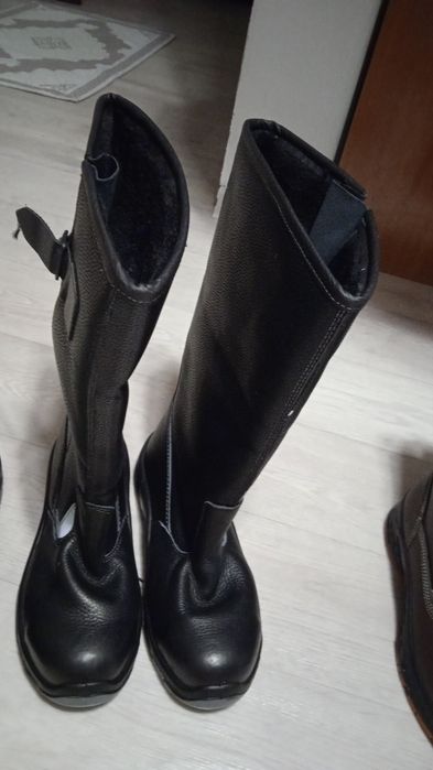 Сапоги, ботинки  продам