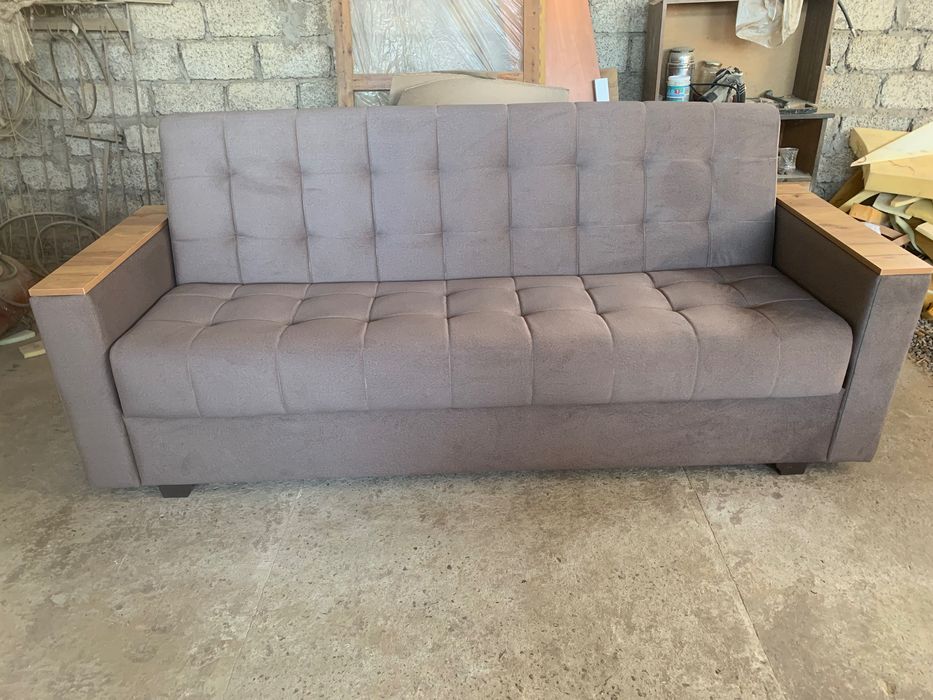 Аккуратная реставрация диванов, кресел, стульев!