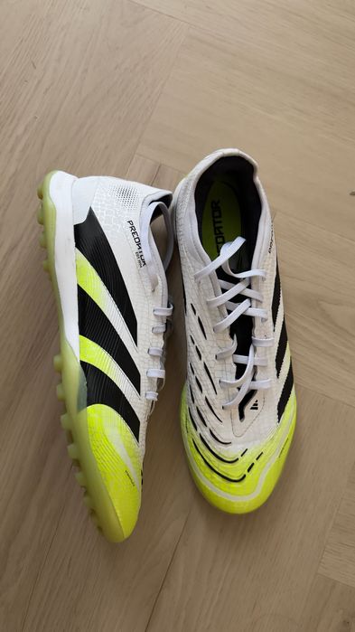 adidas Predator Pro TF - Бяла