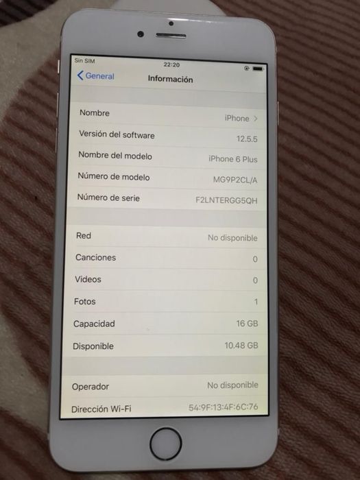 Айфон 6,6+ Золотого цвета