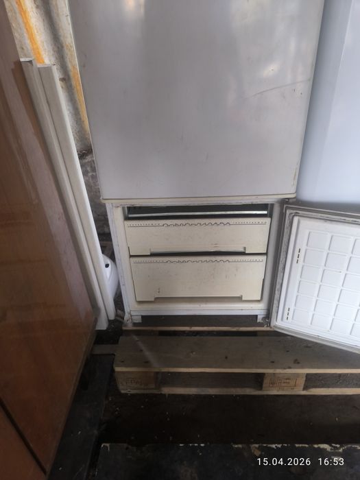 Продам холодильник Бирюса