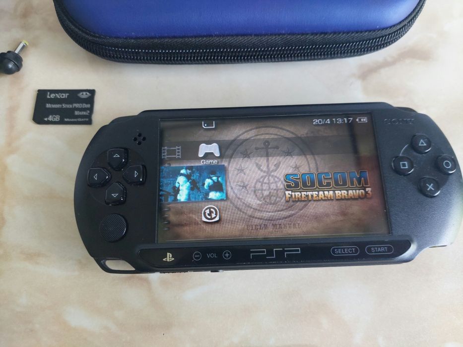 [PSP] Vând consolă SONY PSP E1004 Street + accesorii //poze reale