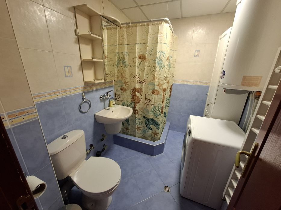 Дава се под наем Двустаен апартамент в Благоевград, Идеален център - 62 кв.м за 357 € - Снимка #7