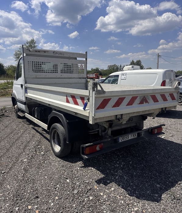 Bena Basculabila zincata Renault / Iveco lungime 3.20 latime 2 [Stare impecabila]