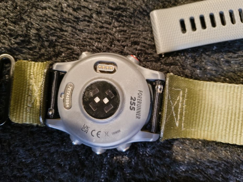 Vând ceas garmin forerunner 255