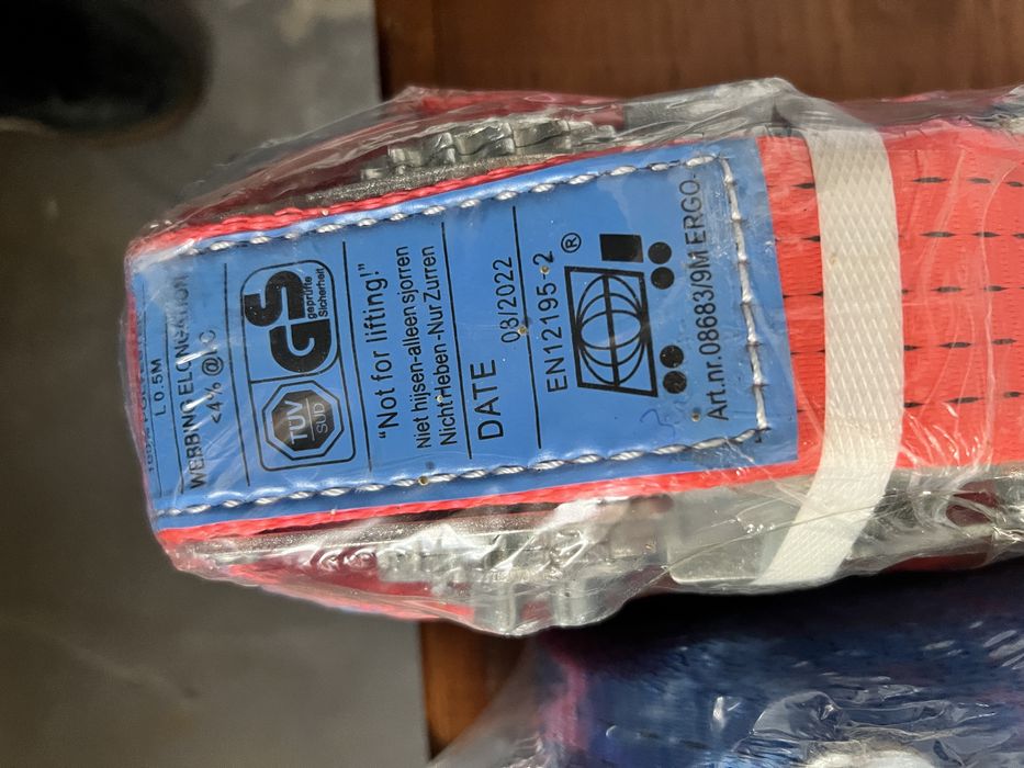 Chingi noi noute de vanzare