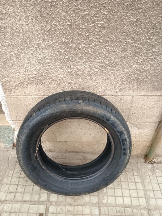 Продавам гуми nexen 205/60R16