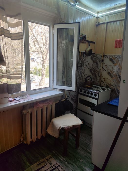 Срочно! Продаётся 2/2/2 квартира. 58 Военный городок.