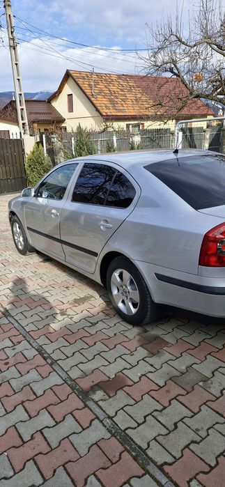 Vând skoda Octavia 2
