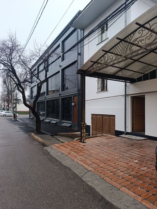 Сдаётся дом на Ракат махалле Яккасарайского района.