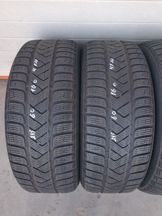 Зимни гуми 4 броя PIRELLI SottoZero3 215 60 R16 дот 4722