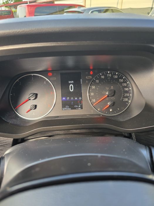 De Vanzare Renault Trafic 8+1 2023
