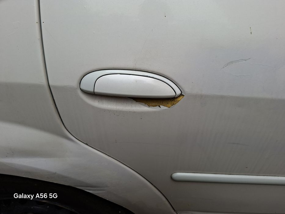 DACIA Logan 2011 — imagine 4