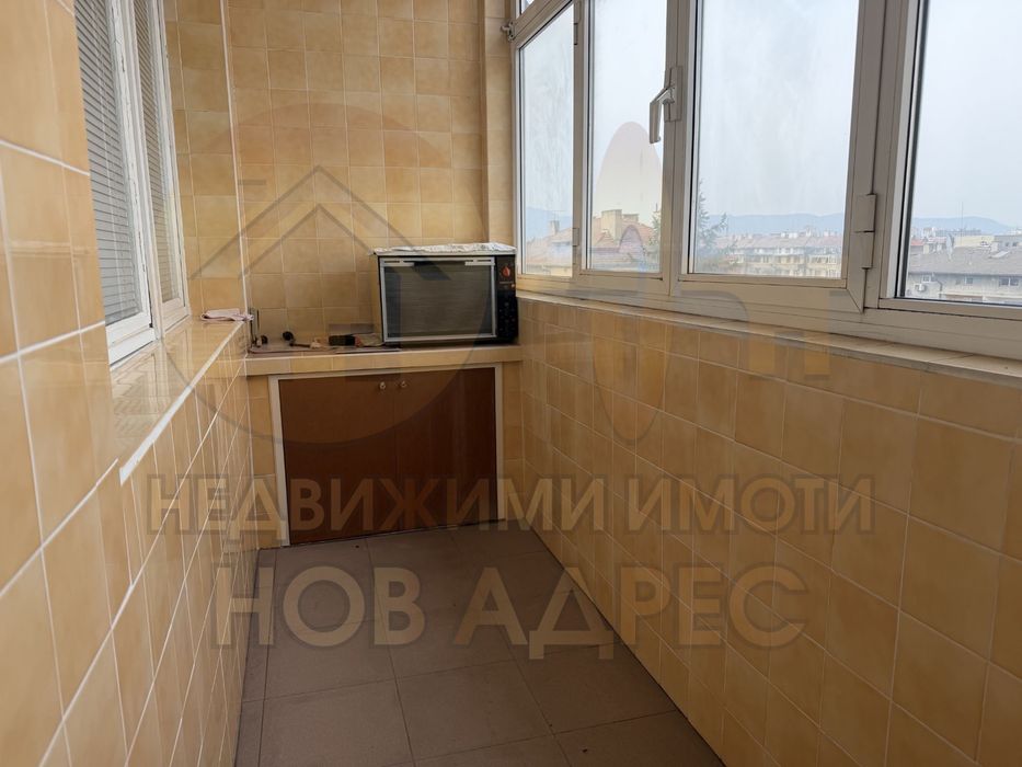 Тухлен Мезонет с Гараж , гр. Търговище в района на Стоматологията