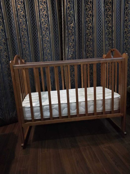 Кроватка детская