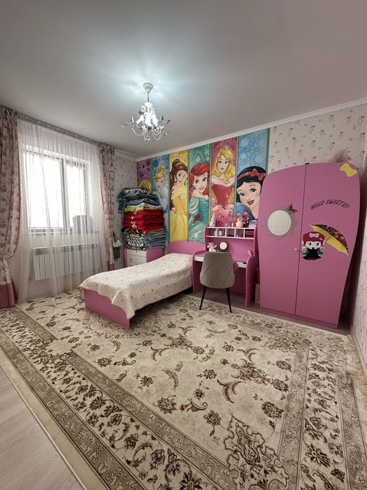 Арайдан 5 бөлмелі жер үй