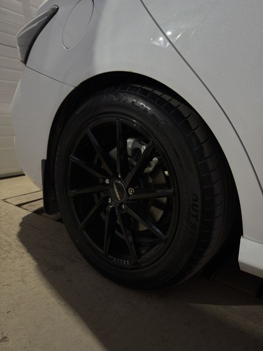 Продаю диски VOSSEN в хорошем состоянии