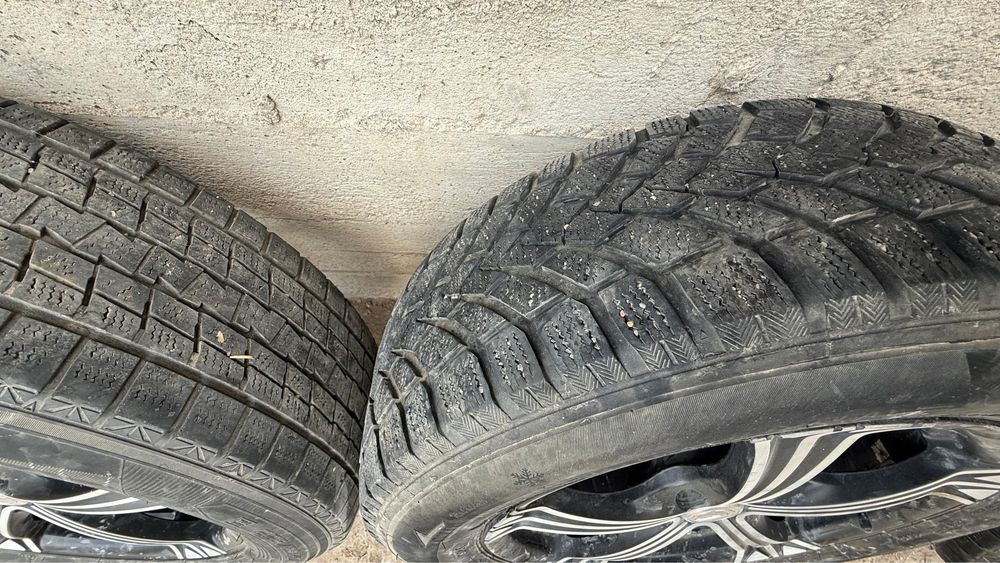 Зимние шины с дисками 225/65R17
