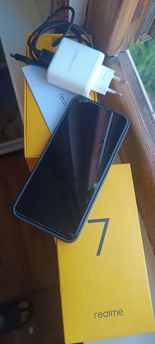 Realme 7 8/128 ГБ: Игровой зверь с камерой Sony за копейки!