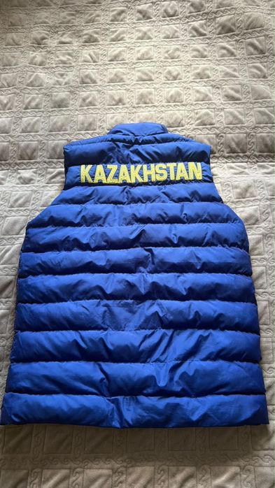 Продам куртки детские и подростки