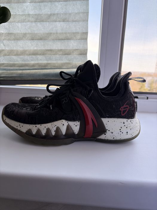 Баскетбольные кроссовки Anta GH2