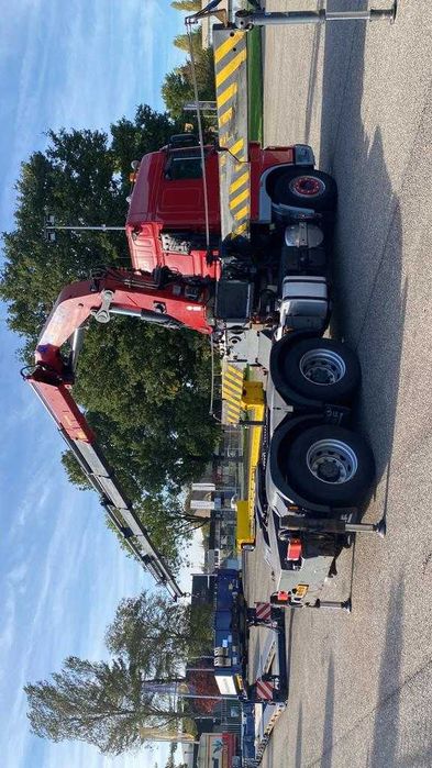 Inchiriez camion cu macara / automacara / platforma containere