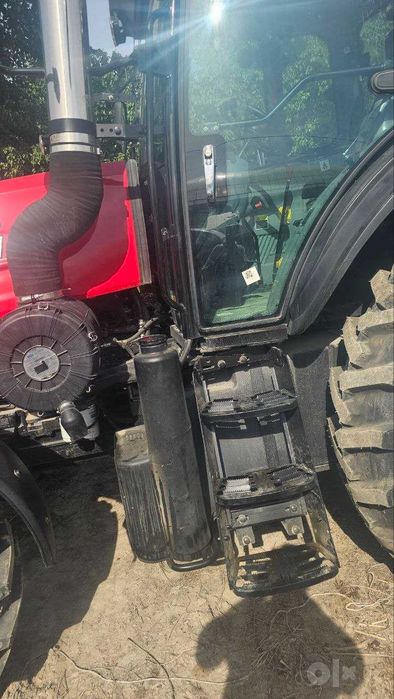 Traktor sotiladi